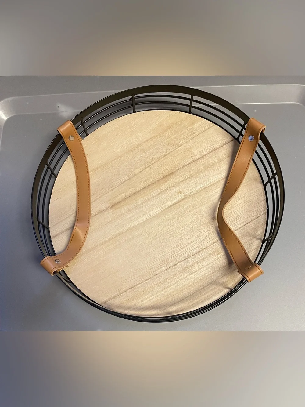 Unbranded stylish round